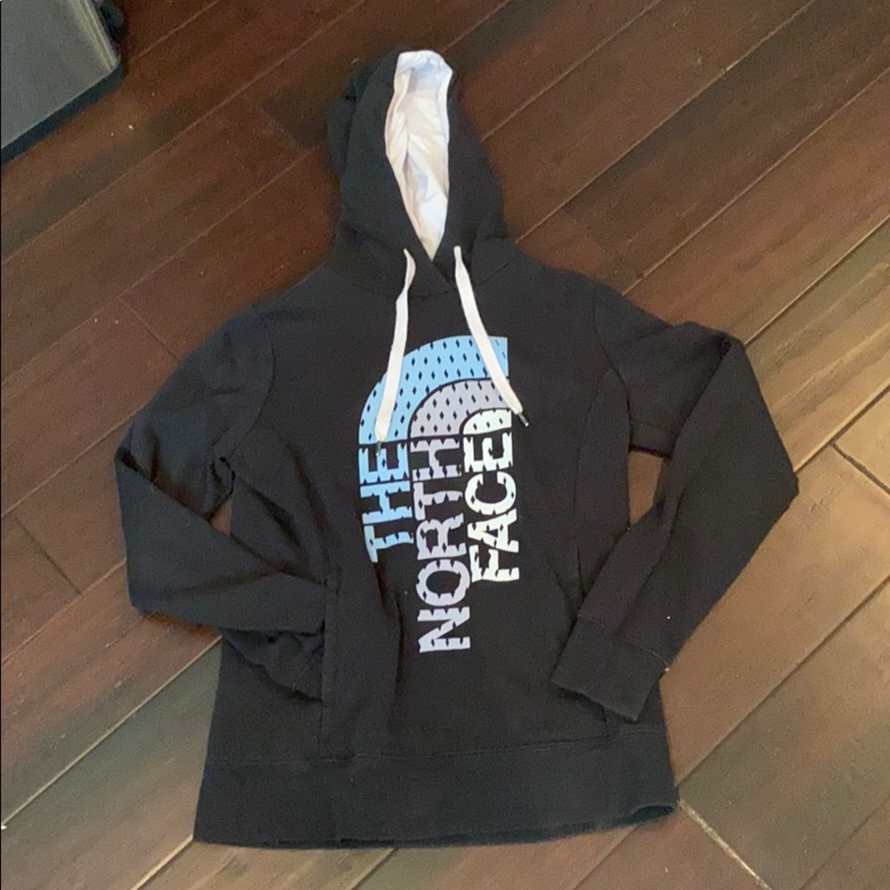 Super cute north face hoodie